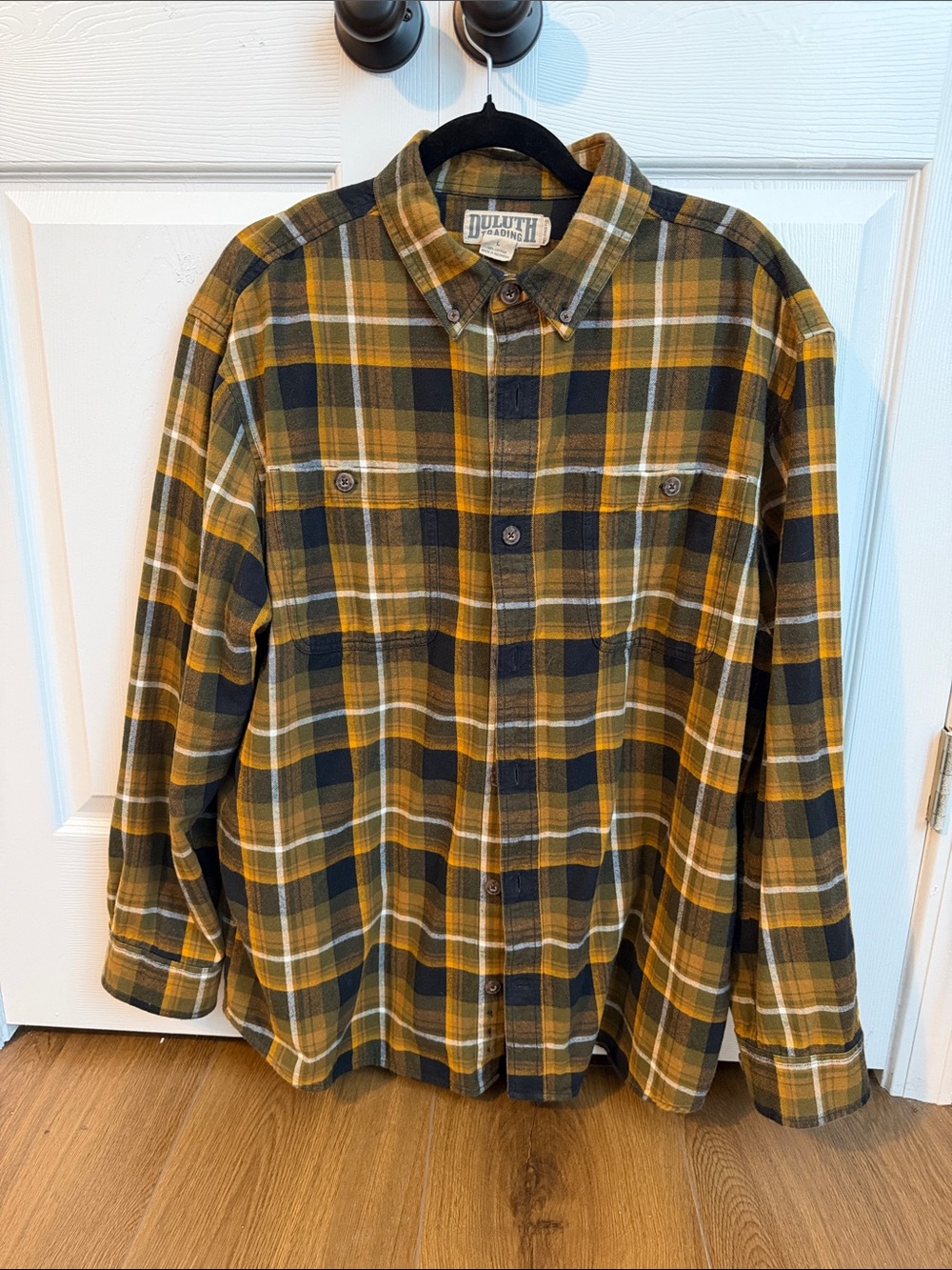 Duluth Trading Co Men’s Mustard and Navy Plaid Button-Down Shirt